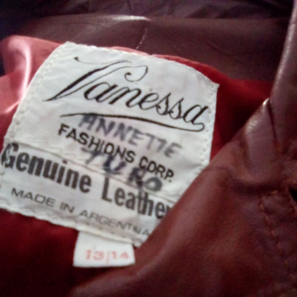 VINTAGE 1970 VANESSA GENUINE LEATHER COAT SIZE 13/14 BUT RUN LIKE 9/10 I - Picture 9 of 13